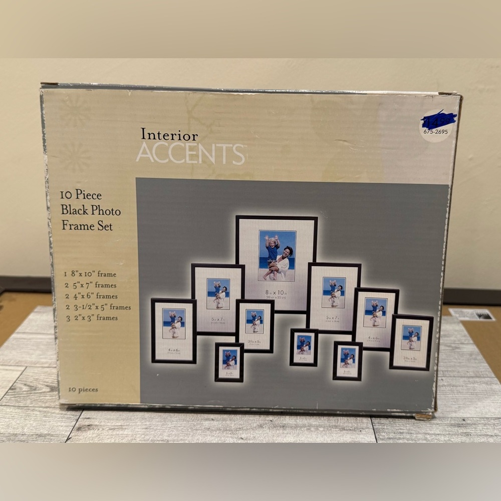 Black 10-Piece Photo Frame Set